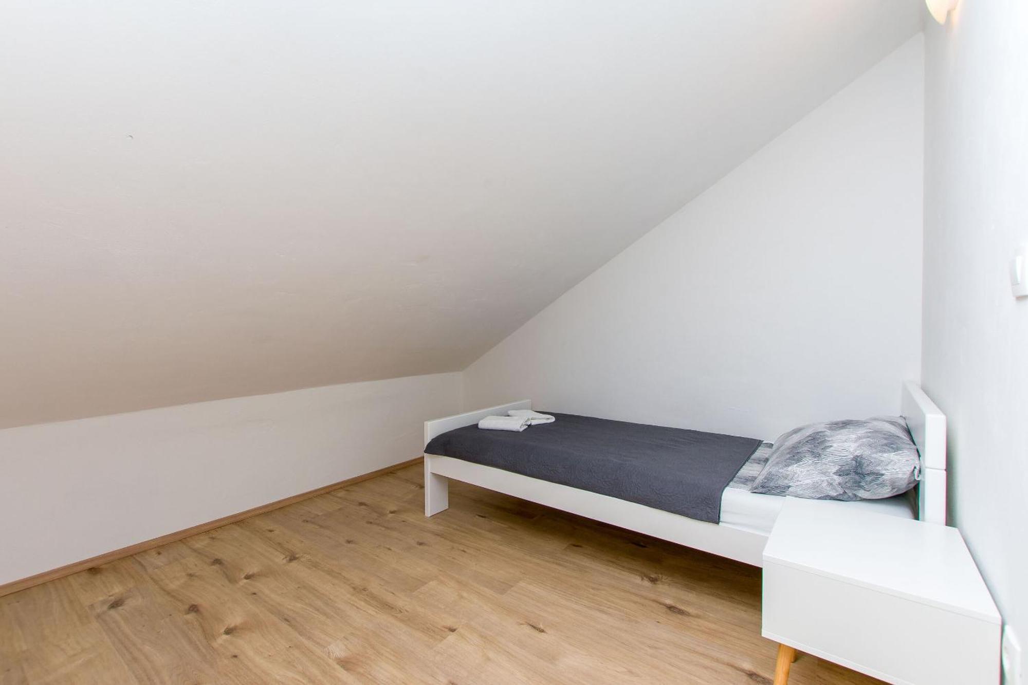 Apartment Petea Omiš Екстериор снимка