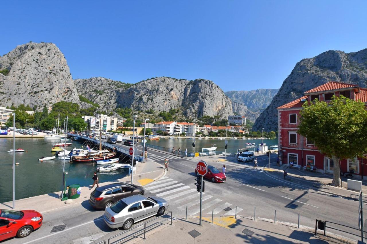 Apartment Petea Omiš Екстериор снимка